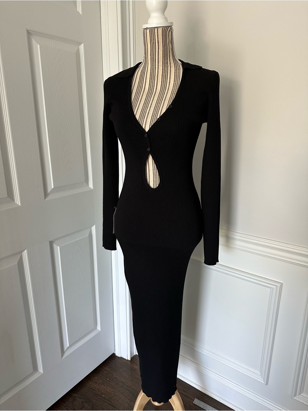 NWT Bardot Rosario Knit Dress Black Ribbed Cutout Button Front Maxi Dress M